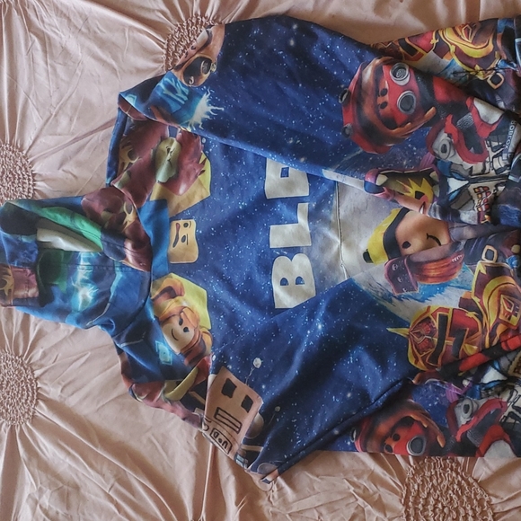 Unisex Roblox Sweater - Picture 2 of 4